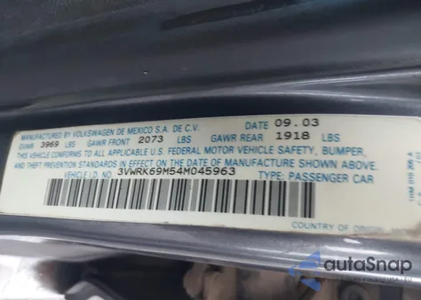 2004 Volkswagen Jetta Gl z USA, uszkodzony, nr VIN 3VWRK69M54M045963